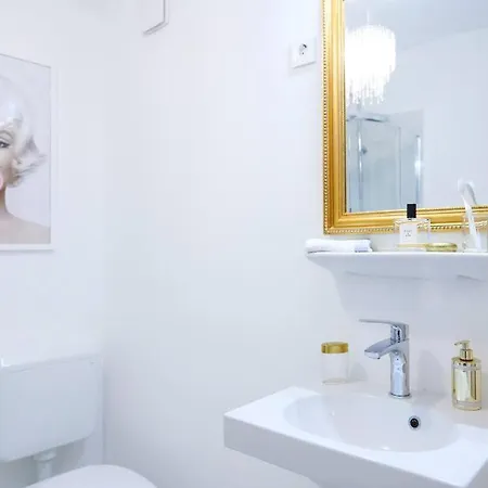 White Bliss Hideaway Lägenhet Ljubljana
